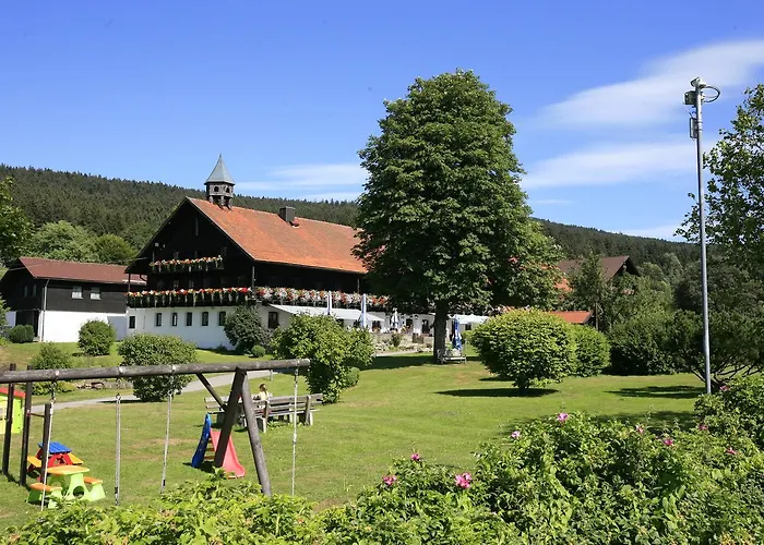 Gut Schmelmerhof 3* סנקט אנגלמר