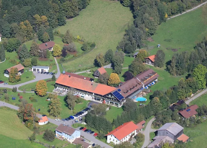 Gut Schmelmerhof מלון 3*